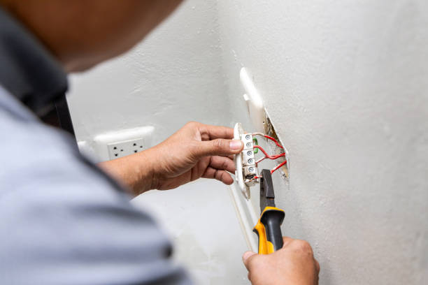 Best Affordable Emergency Electrician  in Elida, OH
